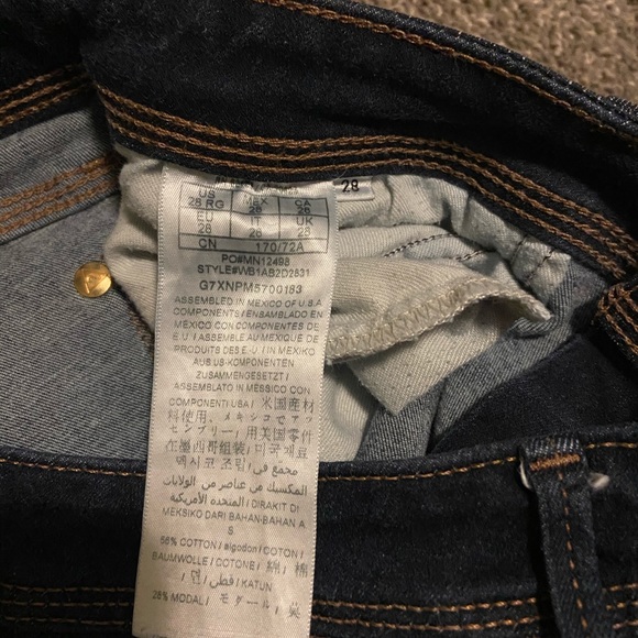 Guess Low Rise Skinny - Picture 4 of 4